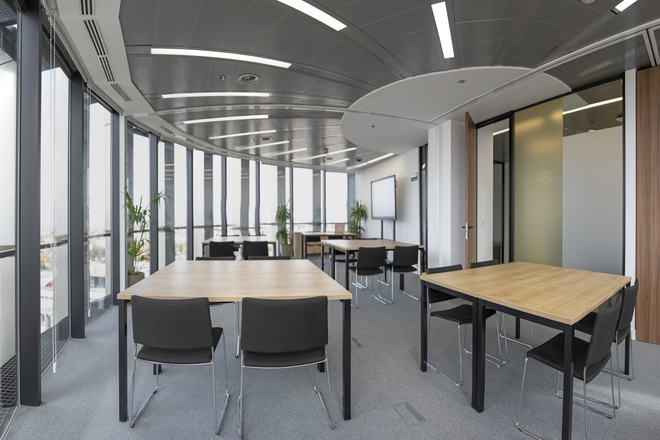 Alquiler de espacios de trabajo flexible - First Workplaces